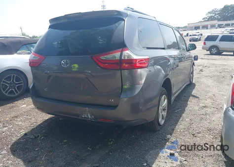 2018 Toyota Sienna Le 8 Passenger из США, поврежденный, VIN 5TDKZ3DC2JS906556